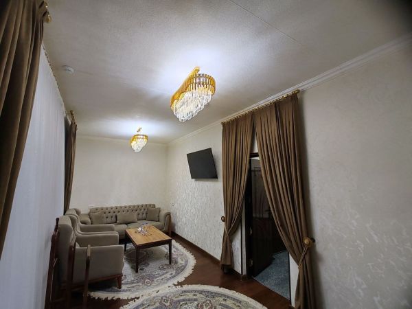 Shavat temir yo'l stantsiyasi