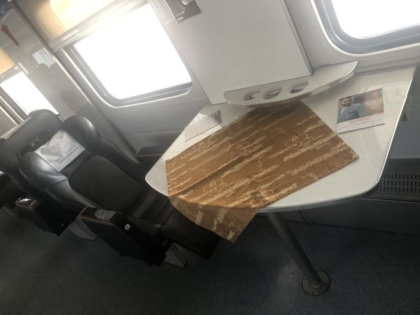 “Afrosiyob” tezyurar vagonlari